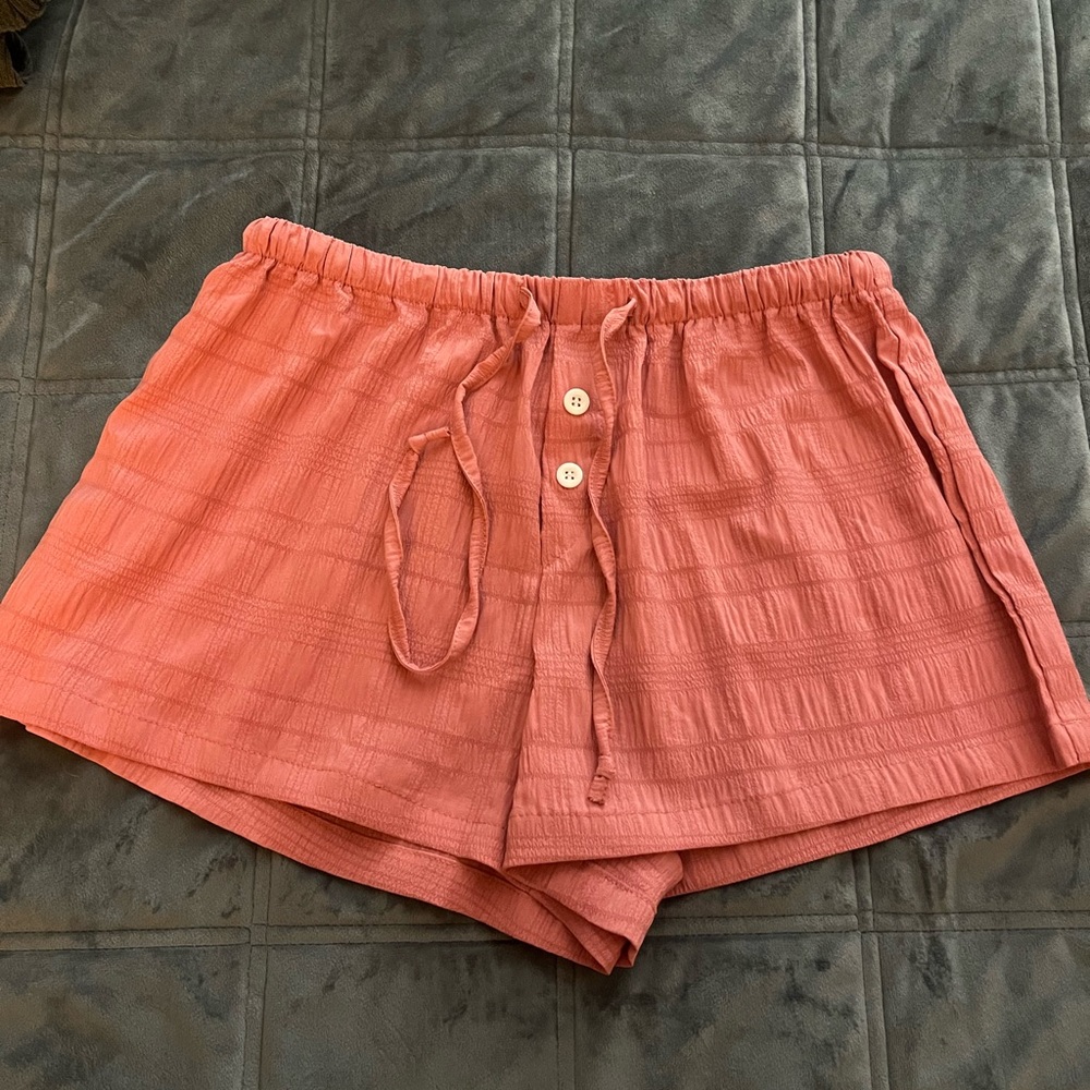 SHEIN High Waist Coral Shorts